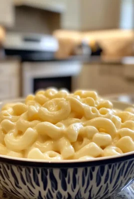 Irresistible Creamy Easy Stovetop Mac and Cheese Recipe