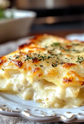 Irresistible Creamy Cheesy Scalloped Potatoes Recipe
